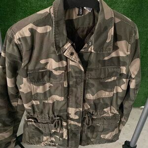 Camaflauge jacket good condition